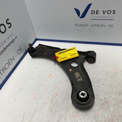 Peugeot 208 1.5 BlueHDi 100 Draagarm links-voor 2020 9831626480