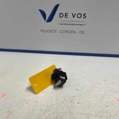 Opel Astra  Handrem schakelaar HN09 2023 98105935VV