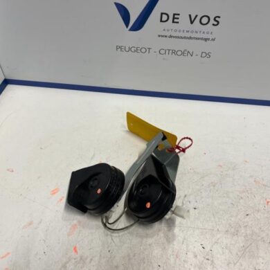 Peugeot 408 1.6 16V HYbrid 225 Claxon 2023 9841070780-9825588480