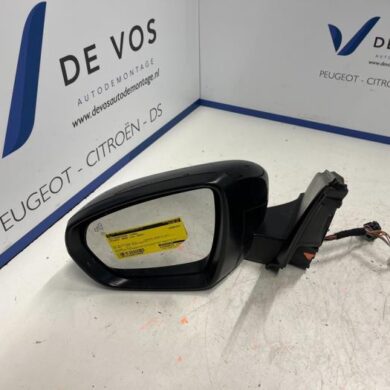 Peugeot 5008  Buitenspiegel links 2022 1635224180