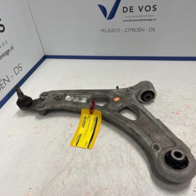 Citroen C5-X  Front wishbone, left 2021 YL01839480