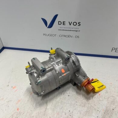 Peugeot 408 1.6 16V HYbrid 225 Air conditioning pump 5G06 2023 9847930480