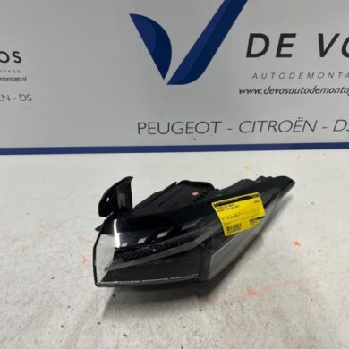 Peugeot 408 1.6 16V HYbrid 225 Achterlicht rechts 2023 9835299380