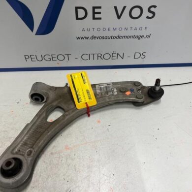 DS Automobiles DS4  Draagarm rechts-voor 2021 9815014380