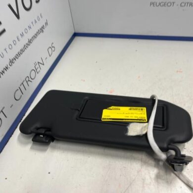 Peugeot 3008 1.2 12V PureTech Hybrid 48V Sun visor 2022 98284442ZD