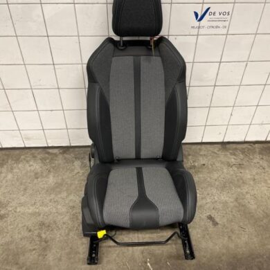 Peugeot 3008 1.2 12V PureTech Hybrid 48V Sitz rechts 2023 9812349580-1622708080