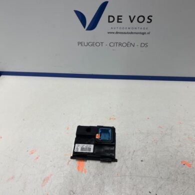Peugeot 3008 1.2 12V PureTech Hybrid 48V Heater computer 2023 1675582980-9849650980