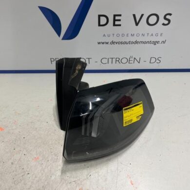 Peugeot 5008  Achterlicht rechts 2022 9836231580