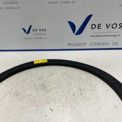 Opel Crossland X  Spatbord Lijst 2020 13482347-YQ009411XT