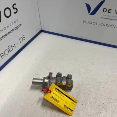Citroen C5-X  Master cylinder 5G06 2021 YL01907780