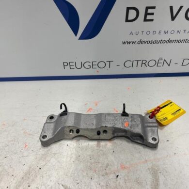 Peugeot 408 1.6 16V HYbrid 225 Motorsteun 5G06 2023 9839268780