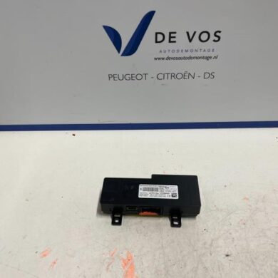 Peugeot Partner 1.5 BlueHDi 100 Telefoon interface 2020 9831611580
