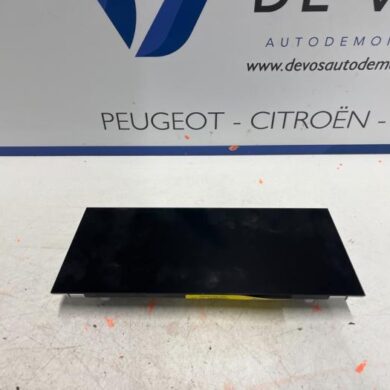 Peugeot 308 1.2 PureTech Hybrid 136 Display Interieur HN09 2022 9837654780