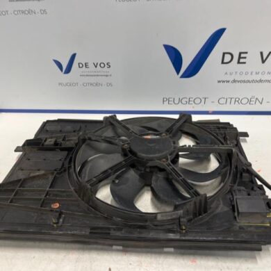 Opel Grandland X 1.2 Turbo 12V Cooling fan housing 2018 9806313580-9836638080