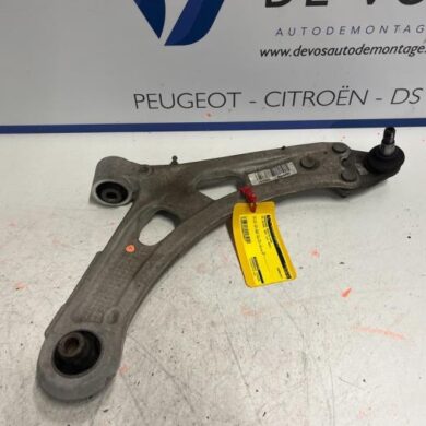 DS Automobiles DS4 1.2 12V PureTech 130 Draagarm rechts-voor 2021 9815014380