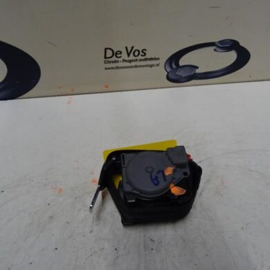 Citroen DS4  Rear seatbelt, left 2012 8975ZR-8976C2