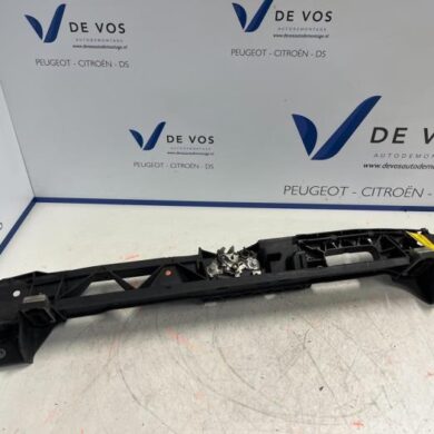 Peugeot 5008 1.2 12V e-THP PureTech 130 Lock plate 2018 9824055880-9821951180