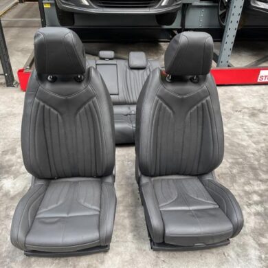 DS Automobiles DS4 1.2 12V PureTech 130 Bekleding Set (compleet) 2021