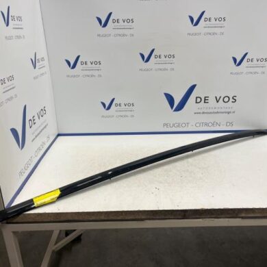 Peugeot 508 1.5 BlueHDi 130 Dakrail rechts 2019 98241669XY