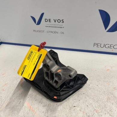 DS Automobiles DS4 1.2 12V PureTech 130 Engine mount HNS 2021 9809162280