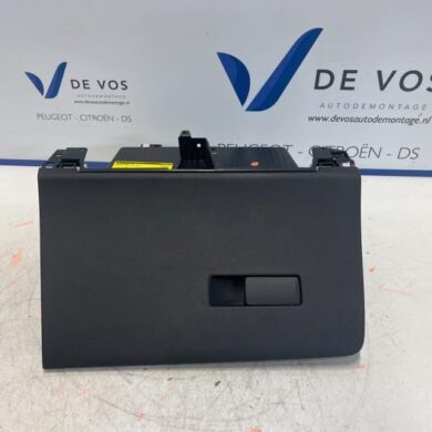 Peugeot 308 1.2 PureTech Hybrid 136 Glovebox 2022 98388252ZD-98380733ZD