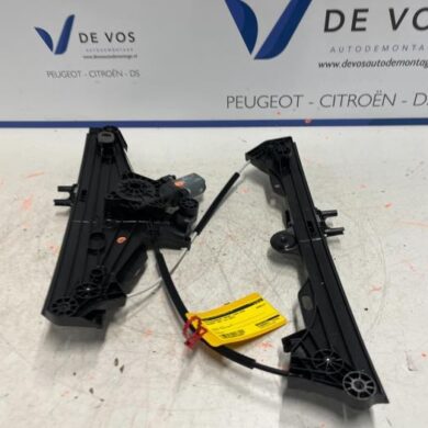 Peugeot 308 1.2 PureTech Hybrid 136 Ruitmechaniek 4Deurs links-voor 2022 9830815080