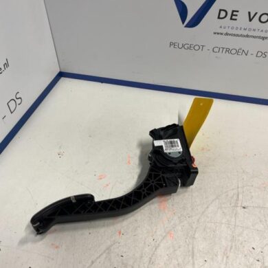 DS Automobiles DS4 1.2 12V PureTech 130 Gaspedaal 2021 9674829180