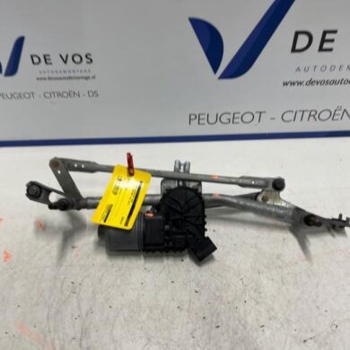 Peugeot Partner 1.6 BlueHDI 75 Front wiper motor 2017 6405LK
