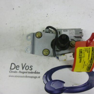 Citroen Xsara  Ruitenwissermotor achter 2003 6405H2