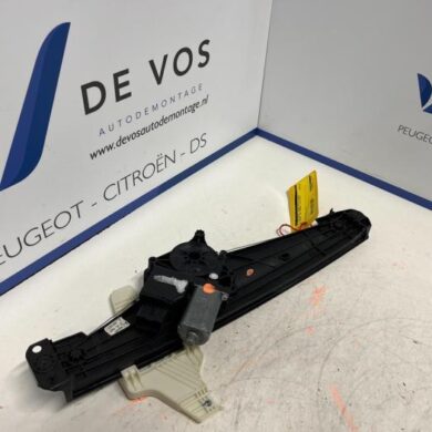 DS Automobiles DS7 Crossback 1.2 12V PureTech 130 Rear door window mechanism 4-door, right 2019 9816733680-9840197380