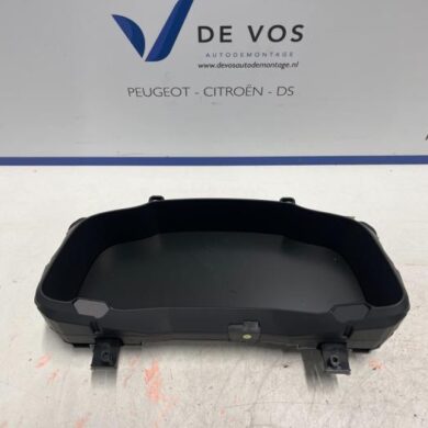 DS Automobiles DS7 Crossback 1.2 12V PureTech 130 Odometer KM 2019 9829010080-9844736280