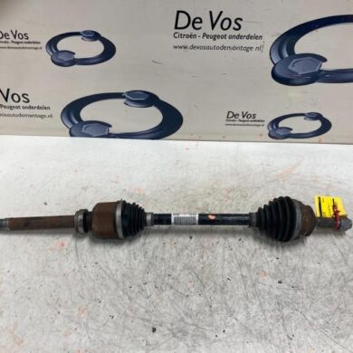 Peugeot 208 1.2 12V e-THP PureTech 110 Aandrijfas rechts-voor HNP 2019 9801048680-1612690280 20V251