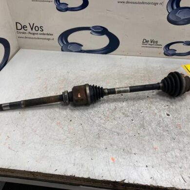 Peugeot 208 1.2 12V e-THP PureTech 110 Aandrijfas rechts-voor HNZ 2016 9801048680-1612690280 20ET26