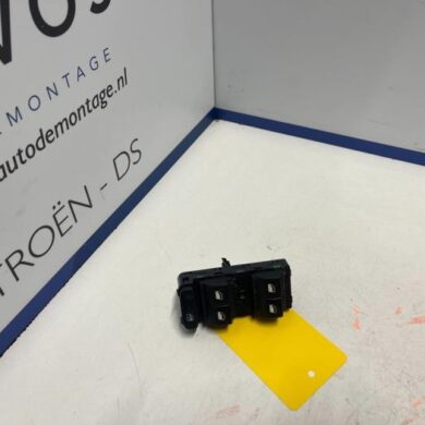Citroen C3 1.2 Vti 12V PureTech Multi-functional window switch 2019 98148907ZD