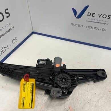 Peugeot 308 1.2 PureTech Hybrid 136 Rear door window mechanism 4-door, right 2022 9830816680