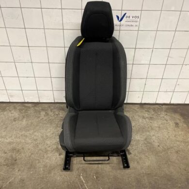 Peugeot 308 1.2 PureTech Hybrid 136 Seat, right 2022 9813461080-9832588480