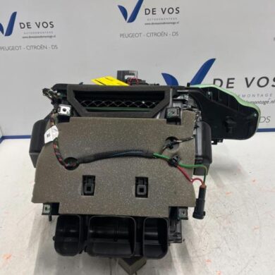 DS Automobiles DS4 1.2 12V PureTech 130 Heizgehäuse 2021 9837588380