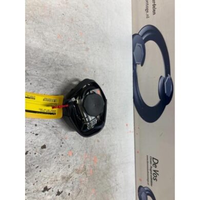 Peugeot 206 1.4 XR,XS,XT,Gentry Seatbelt tensioner, right 2002 8973WG