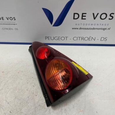 Peugeot 107 1.0 12V Achterlicht rechts 2013 1607990380