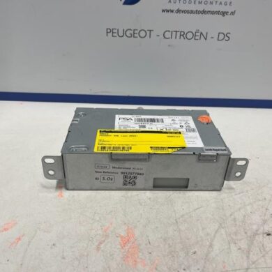 Peugeot 308 1.2 PureTech Hybrid 136 Radio 2022 9853427780