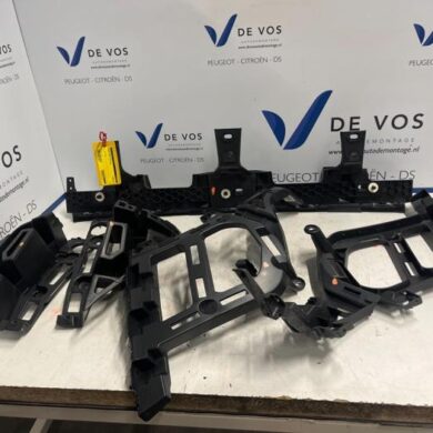 Peugeot 3008 1.2 12V PureTech Hybrid 48V Rear bumper frame 2022 9811280580-9811280380-9811280480-1610591580-981591480