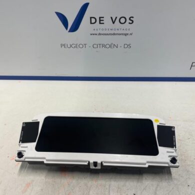 Peugeot 308 1.2 PureTech Hybrid 136 Kilometerteller KM 2022 9835847680