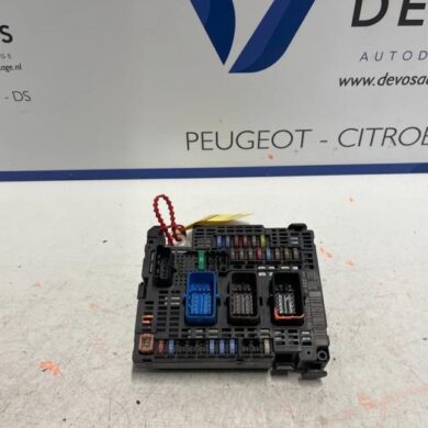Citroen C4 Picasso  Zekeringkast 2015 9810296180