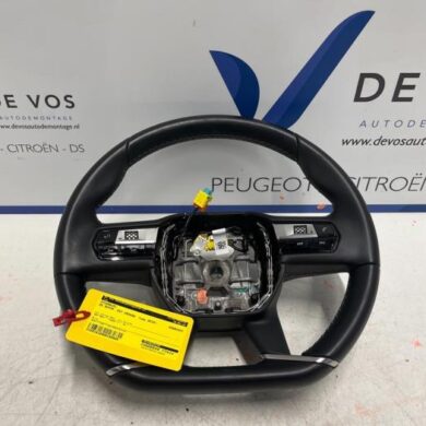 DS Automobiles DS7 Crossback 1.2 12V PureTech 130 Steering wheel 2019 98186252ZD