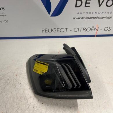 Peugeot 3008 1.2 12V PureTech Hybrid 48V Taillight, left 2022 9836231280