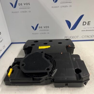 DS Automobiles DS7 Crossback 1.6 16V E-Tense 225 Subwoofer 2023 9809351580