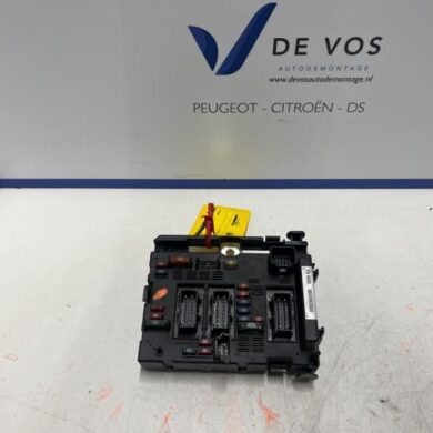 Peugeot 206 2.0 16V Fuse box 2003 6500Y1-9650664080