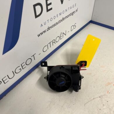 DS Automobiles DS7 Crossback 1.6 16V E-Tense 225 Alarm sirene 2023 9677756080