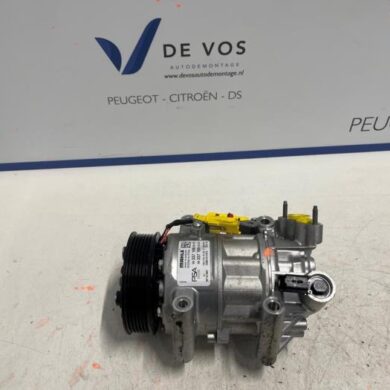 Peugeot 3008 1.5 BlueHDi 130 Air conditioning pump YHZ 2023 9833718880