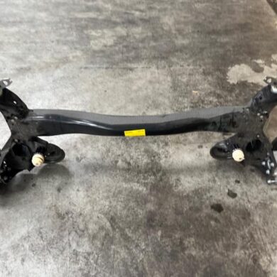 Peugeot 3008 1.2 12V PureTech Hybrid 48V Rear-wheel drive axle HN09 2022 9833974980